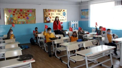 YARIN OKULLAR AÇILIYOR