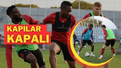 Kapılar Kapalı