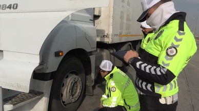 72 Araç Trafikten Men!