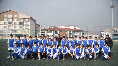 Altındağ Belediyesi'nden Ücretsiz Futbol Kursu