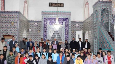 Altunkaya: “Bayrağımıza Sahip Çıkın”