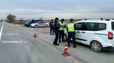Kusurlu Bulunan 370 Sürücüye 984 Bin TL Ceza Kesildi