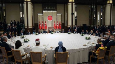 "Erdoğan'dan Çalışma Hayatı ve 1 Mayıs Mesajı: Uyum,  İstihdam ve Özgürlüklerin Önemi!"