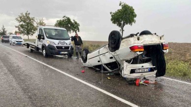 Konya Kulu'da Şiddetli Yağmurda Araç Takla Attı: 3 Yaralı!