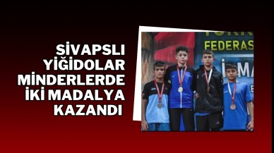 Sivaslı Yiğidolar Minderlerde İki Madalya Kazandı