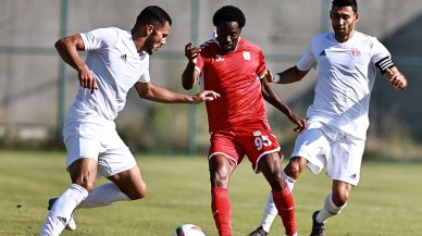 Sivasspor'da Mening Performansıyla Dikkat Çekiyor