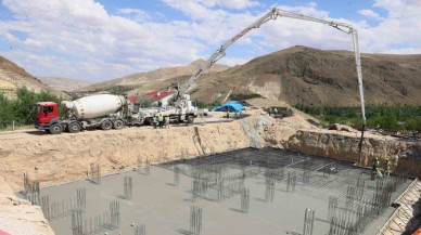 Deprem Konutlarına Temel Atıldı