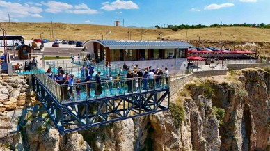 Aksaray'a Gelen Turistlerin Yeni Favorisi: Ihlara Cam Teras