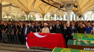 "TPAO Arama Daire Başkanı Sadioğlu,  Karşıyaka Mezarlığı'nda Son Yolculuğuna Uğurlandı"