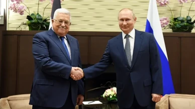 Vladimir Putin ve Filistin Devlet Başkanı Abbas Moskova'da Görüştü
