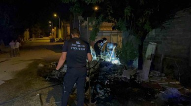 Eskişehir’de Alkollü Şahıs Çöp Yığınını Ateşe Verdi