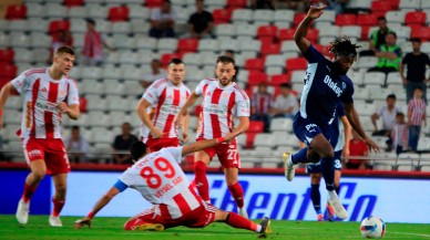 Fenerbahçe-Antalyaspor Maç Özeti:Fenerbahçe 2 Gol İle Güldü