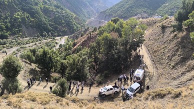 Pençe-Kilit Şehidi Yakınlarının Aracı Şarampole Devrildi: 1 Ölü,  5 Yaralı