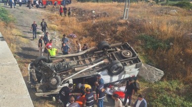 Sivas’ta İşçileri Taşıyan Minibüs Devrildi: 14 Yaralı