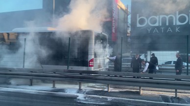 Avcılar Metrobüs Durağında Yangın Paniği