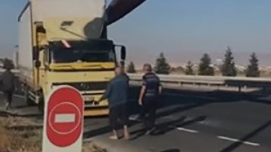 Ankara-Polatlı Yolunda Tır ile Kamyon Çarpıştı: Şans Eseri Yaralı Yok