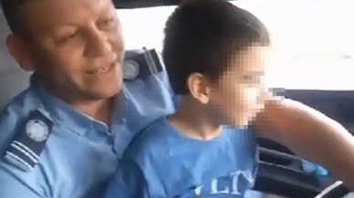 Eskişehir'de Otobüs Şoförünün Kucağında Çocuk Bulunduğu Görüntüler Tepki Çekti