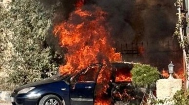 Nevşehir’de Park Halindeki Araç Yanarak Kullanılamaz Hale Geldi