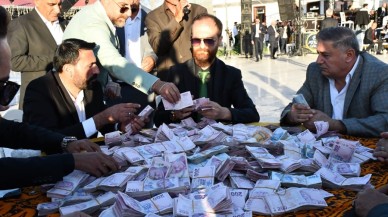 Van’da Görkemli Aşiret Düğünü: Geline 4 Kilo,  Damada 10 Milyon TL Takı!