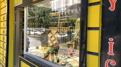 Adana’da Silahlı Kuyumcu Soygunu: İşyeri Sahibi Yaralandı