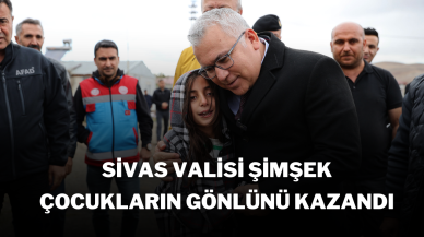 Sivas Valisi Şimşek,  Çocukların Gönlünü Kazandı