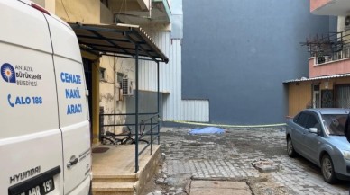 Antalya'da 53 Yaşındaki Kadın Sokakta Ölü Bulundu
