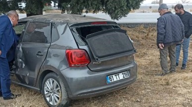 Balıkesir'de İki Otomobil Çarpıştı: 6 Yaralı
