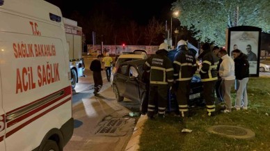 Edirne’de Trafik Kazası: Refüje Çıkan Otomobilde 1 Kişi Yaralandı