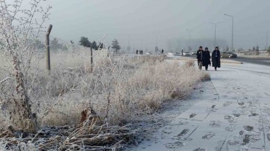 Erzurum Güne Kırağı ve Sis ile Uyandı