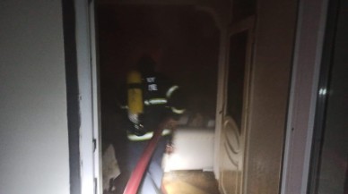 Hatay’da Apartman Dairesinde Korkutan Yangın