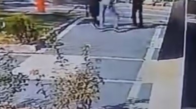 Kayseri’de Tartışma Kavga Dönüştü: Bir Kişi Kadını Tek Yumrukla Yere Serdi