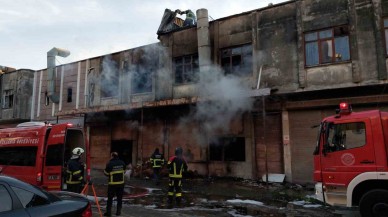 Samsun'da Mobilya İmalathanesinde Yangın