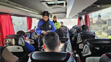 Sivas İl Emniyet Müdürlüğü’nden Örnek Uygulama: Trafik ve Güvenlik Kuralları Anlatıldı