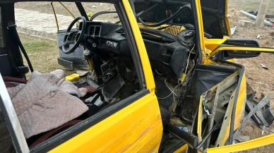 Elazığ’da Kırmızı Işık İhlali Kazaya Neden Oldu: 1’i Ağır 3 Yaralı