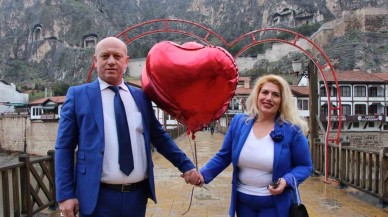 26 Yıldır Aynı Renk,  Aynı Aşk