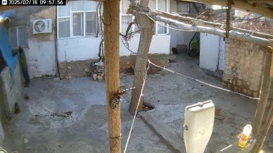 Acemi Hırsız Suçüstü Yakalandı