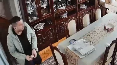 İki Evden Hırsızlık Yapan Şahıs Yakalandı