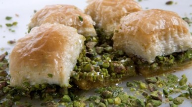 Fıstıklı Baklava ve Sucukta Şok Skandal: Tüketiciler Dikkat!
