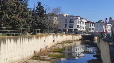 Kuraklık Değirmenaltı Deresi’ni Kurutuyor