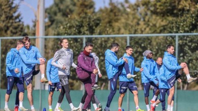 Trabzonspor,  5 Eksikle Konya’ya Gitti
