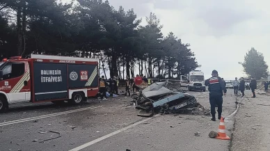 4 Araç Birbirine Girdi: Ortalık Savaş Alanına Döndü