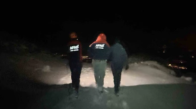 Zorlu Dağ Yolunda Mahsur Kalan Vatandaş AFAD ile Kurtarıldı