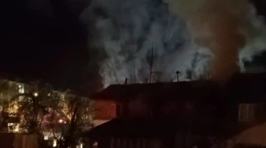 Korkutan Yangın: 2 Katlı Binada Hasar