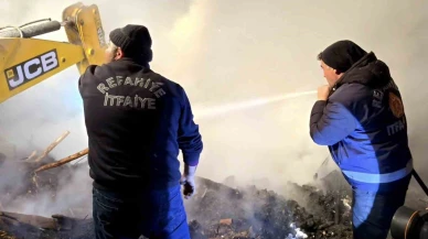 Ev Yangını: Alevler Odunluktan Eve Sıçradı