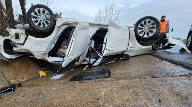 Akşehir’de Otomobil ve Kamyonet Çarpıştı, 3 Kişi Yaralandı