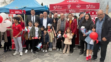 CHP Sivas Merkez İlçe Başkanlığı 23 Nisan’ı Kutladı