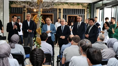 Sivas Valisi Yılmaz Şimşek, İşçilerin 1 Mayısını Kutladı