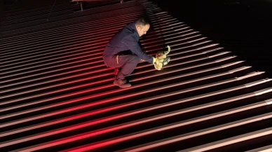 Çatıda Mahsur Kalan Kedi Kurtarıldı