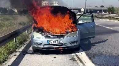 Sakarya’da Seyir Halindeki Otomobil Yandı