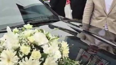 Sopayla Yol Kesti Bahşişi Çocuklara Verdi